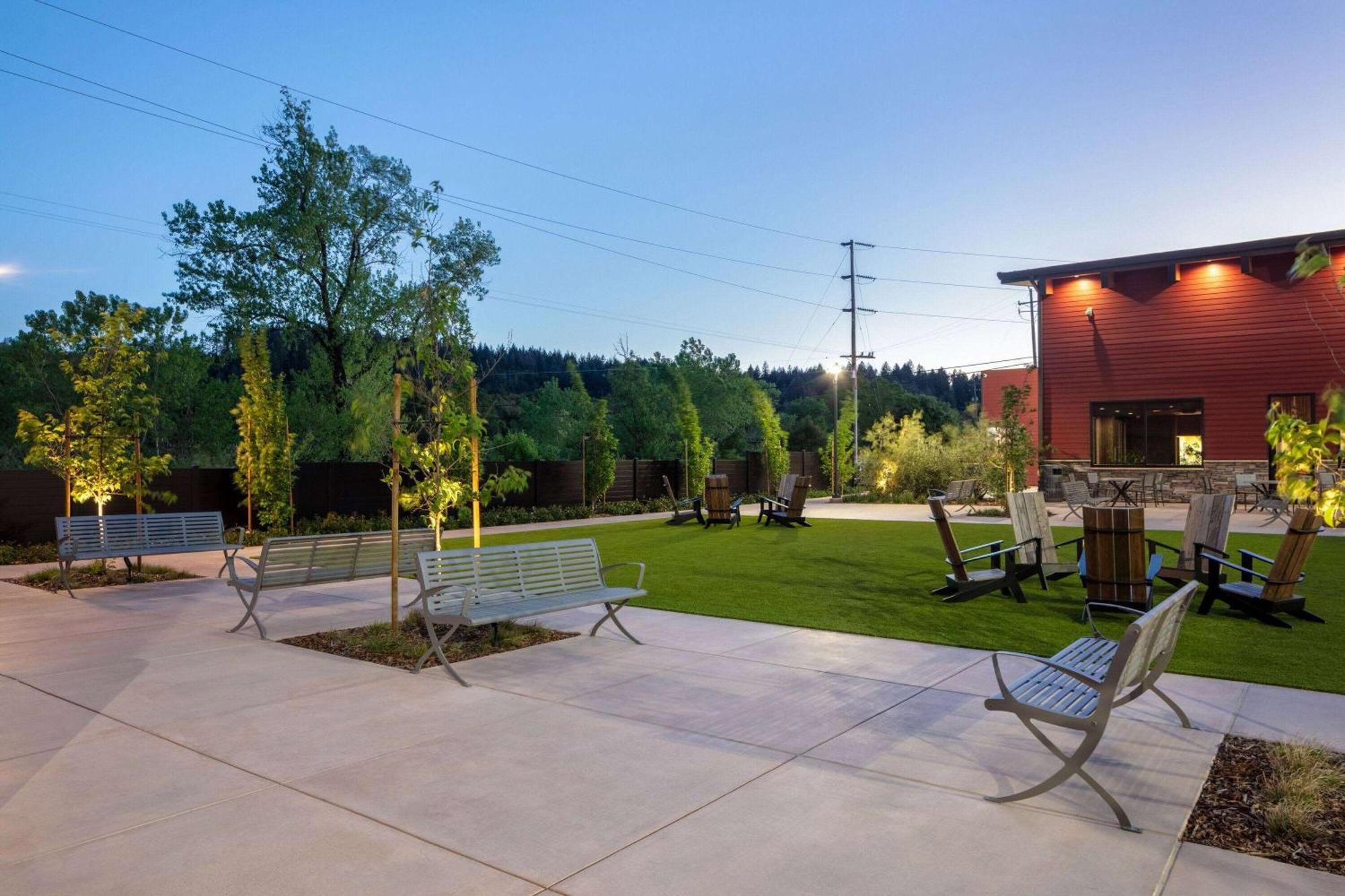 Wyndham Garden Redwood Valley - Ukiah Zewnętrze zdjęcie